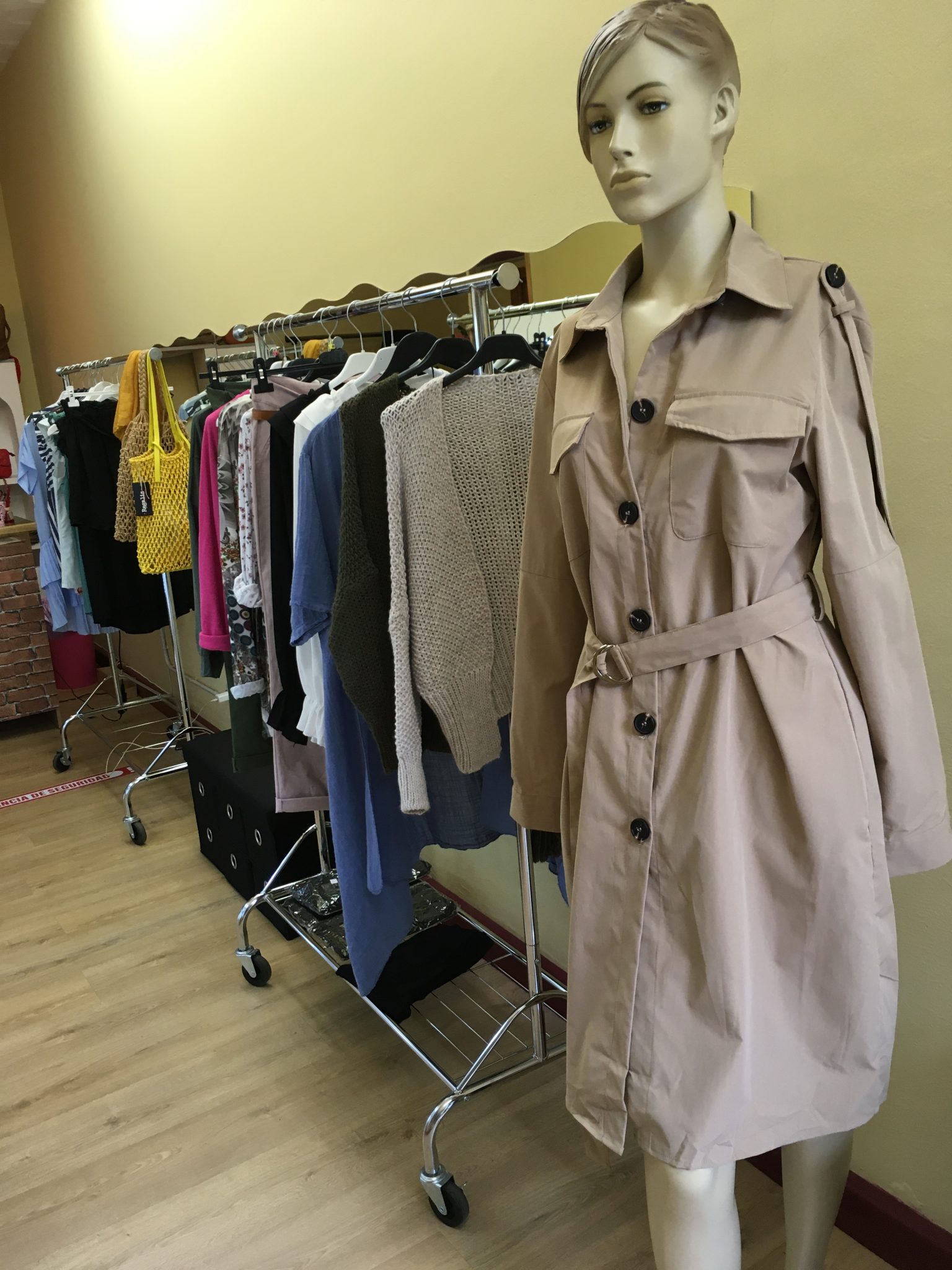 Regaliz Fashion Store (3)